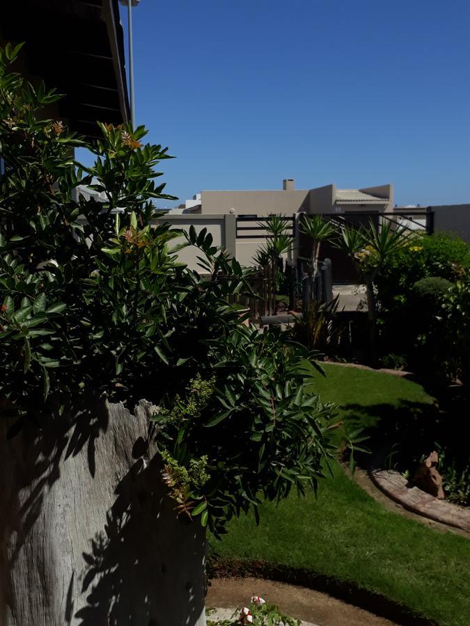 Sunflower Self-Catering Walvis Bay Esterno foto